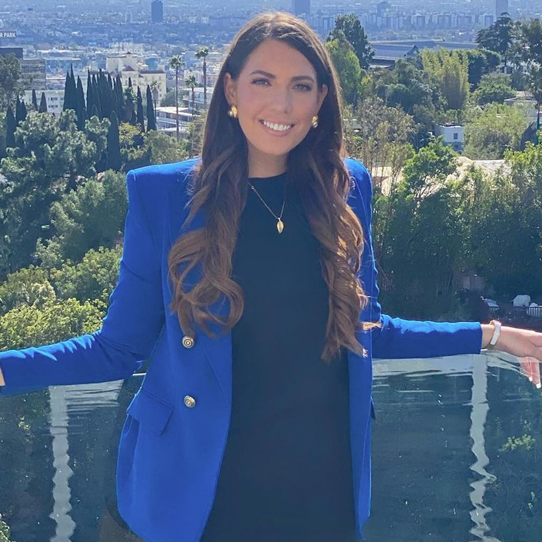 The Bachelor's Victoria Larson Apologizes to Contestants - E! Online